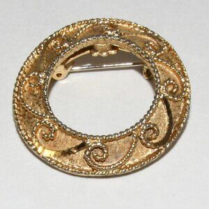 Vintage Mamselle Gold Tone Circle Brooch
